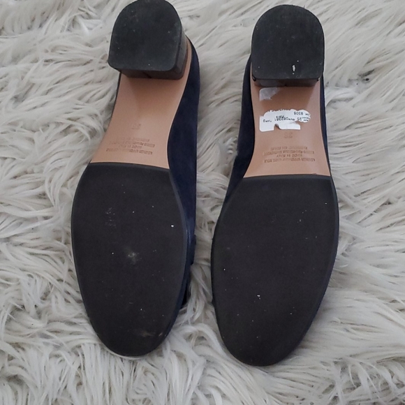 Shoes - Picture 3 of 4